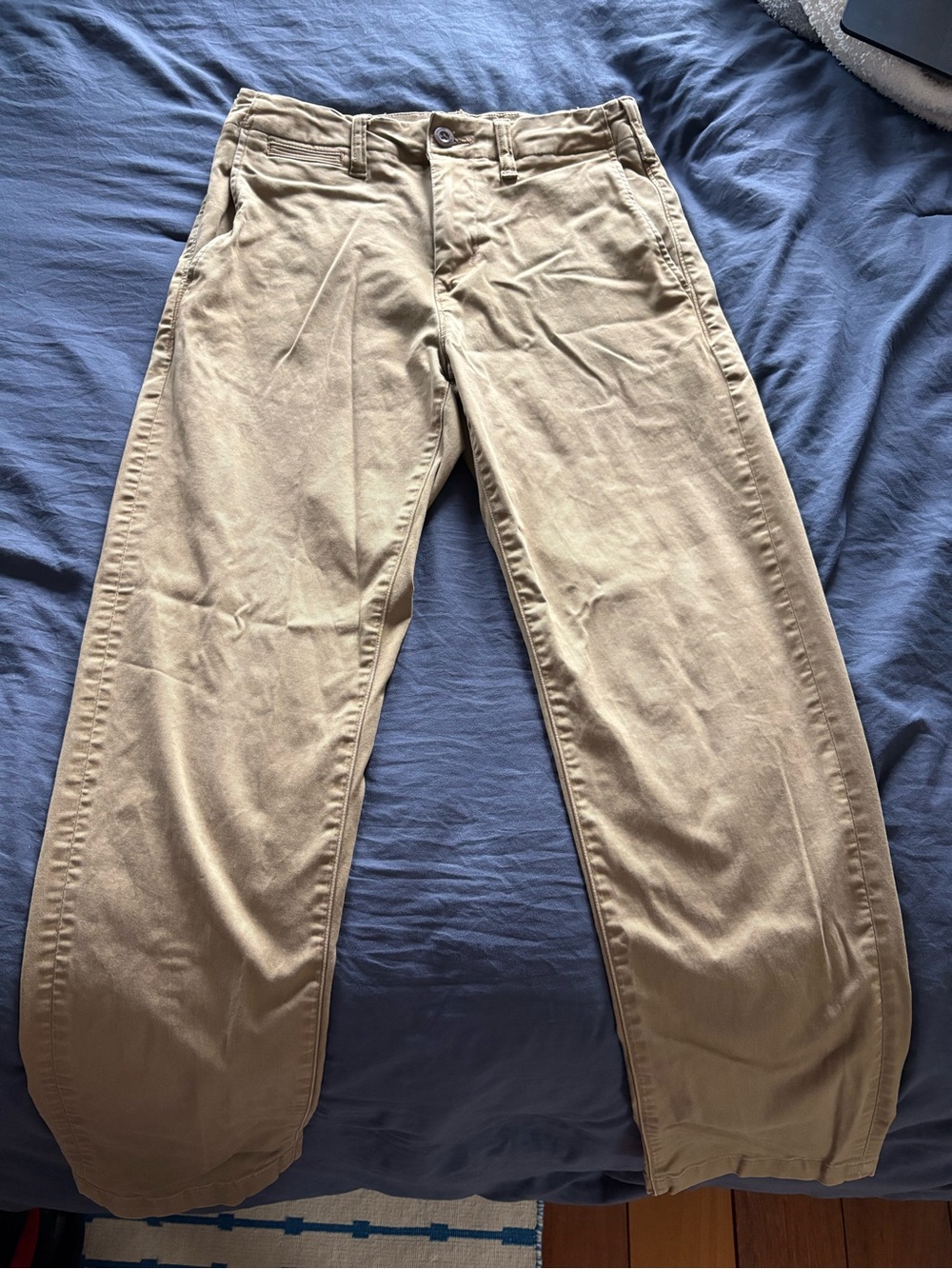American Eagle Outfitters Men's Khaki Straight Chinos